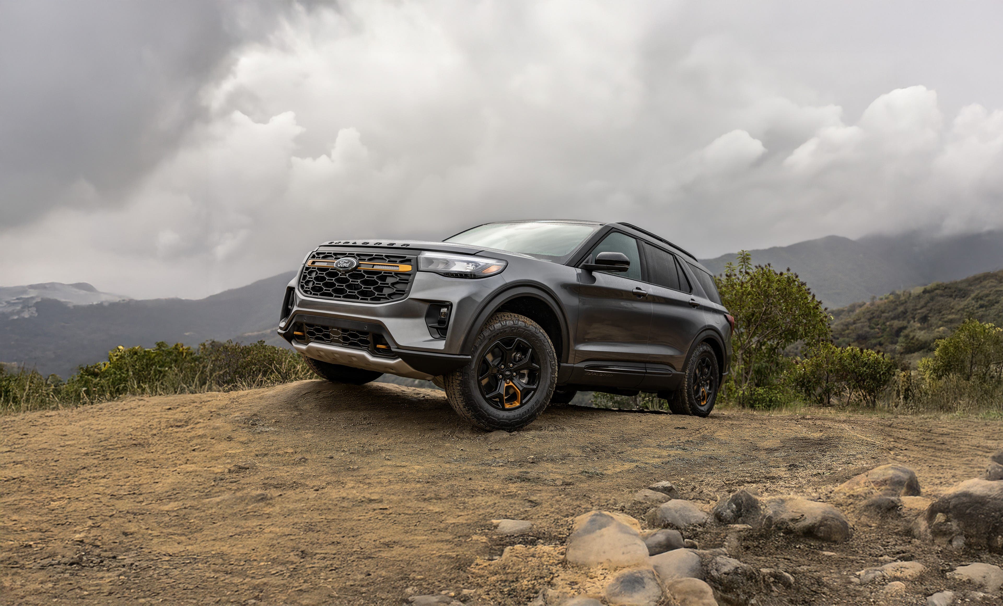 Ford Explorer combines three-row seating with everyday flexibility near Round Rock