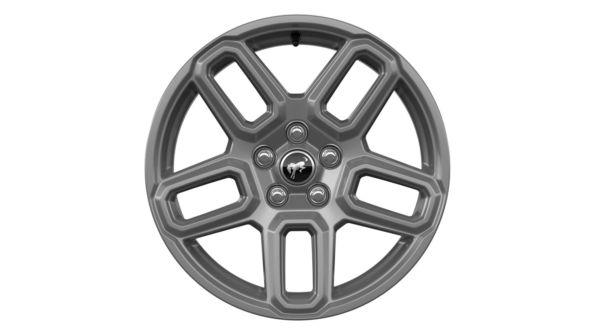 A 17-inch Carbonized Gray-painted aluminum wheel on a white background
