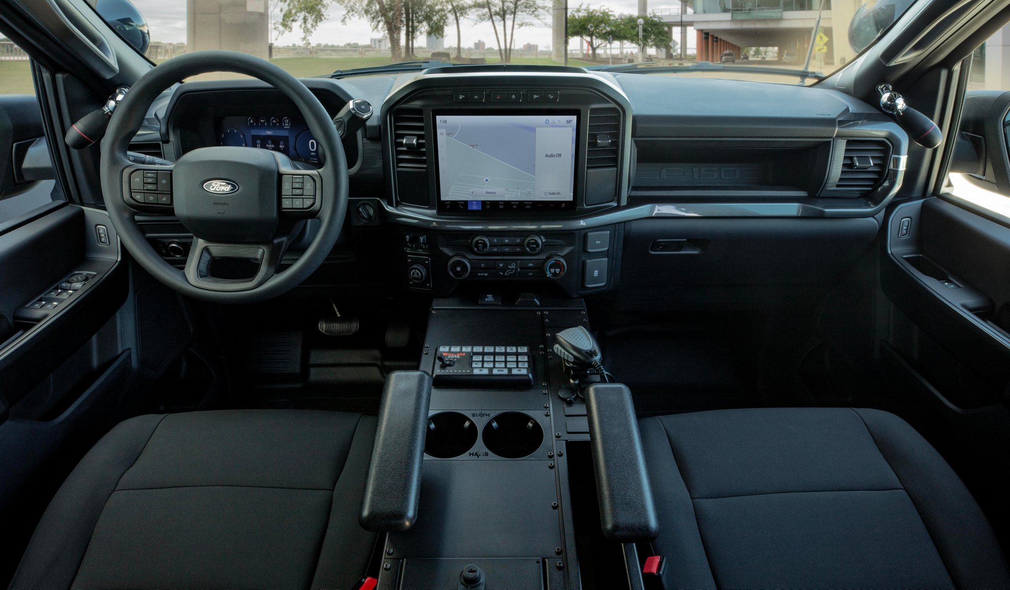 Dash, steering wheel and SYNC® 4 screen of the 2024 Ford F-150® Police Responder
