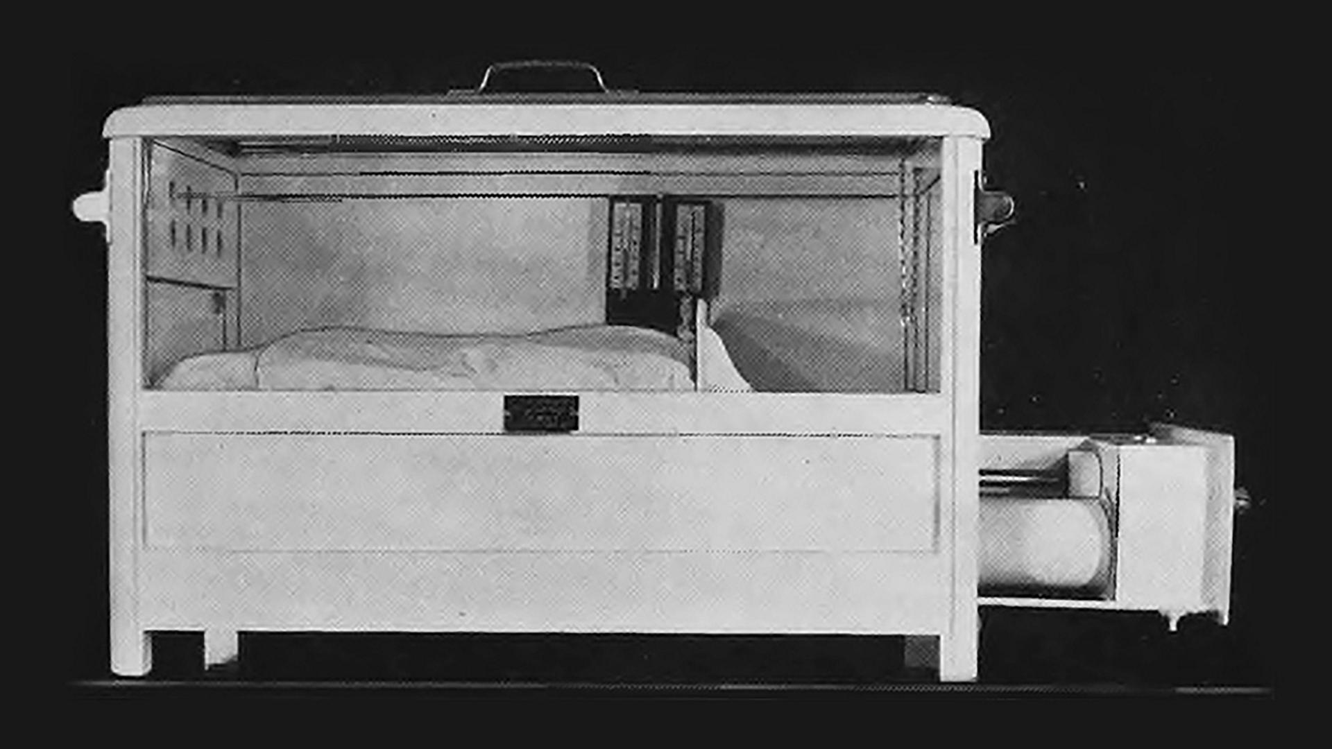 Black and white image of incubator