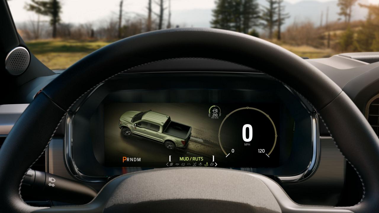 Detalle del volante y el tablero de la Pick-Up Ford F-150