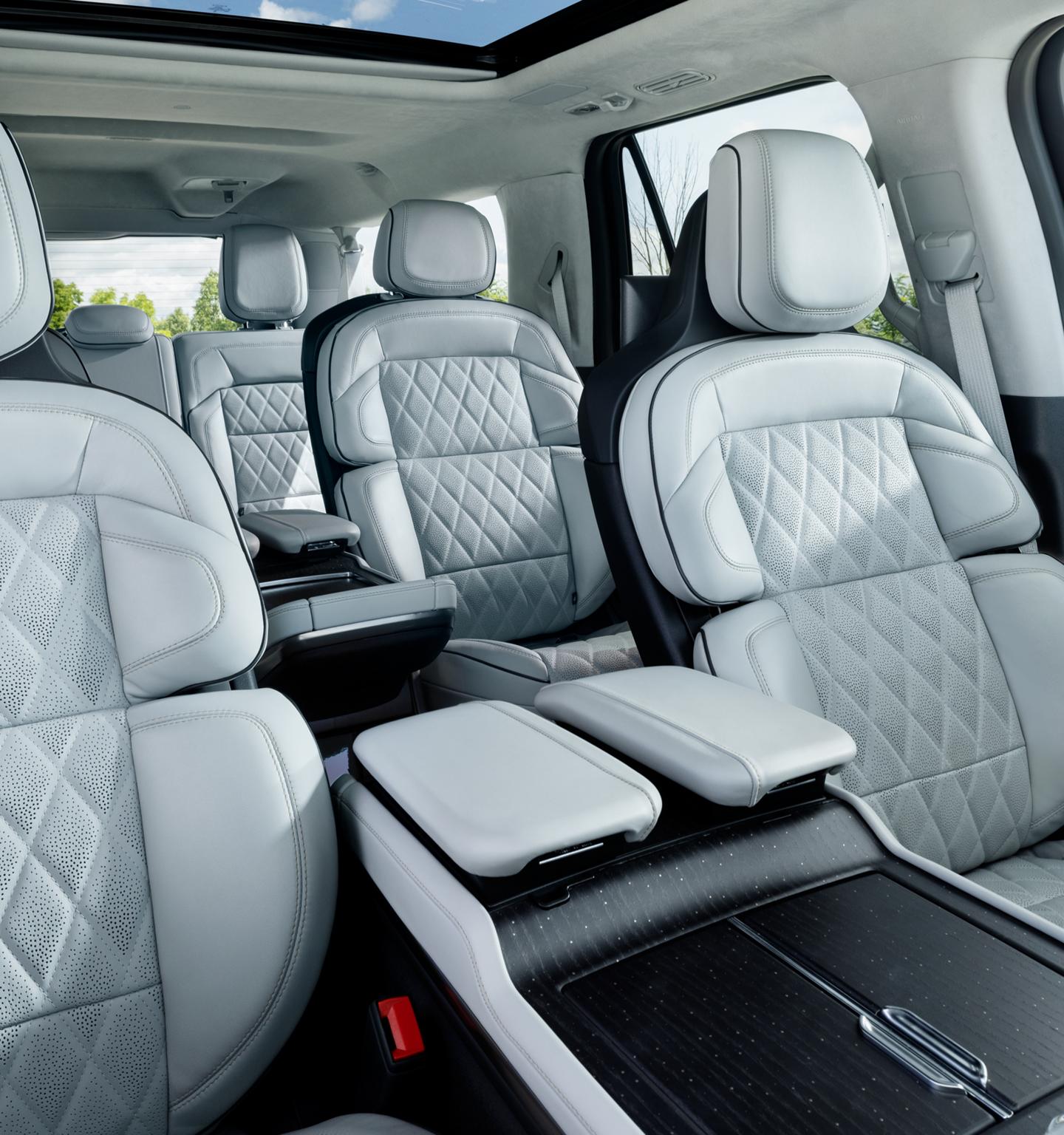 The Perfect Position front seats of a 2025 Lincoln Black Label Navigator® SUV in the Atmospheric theme