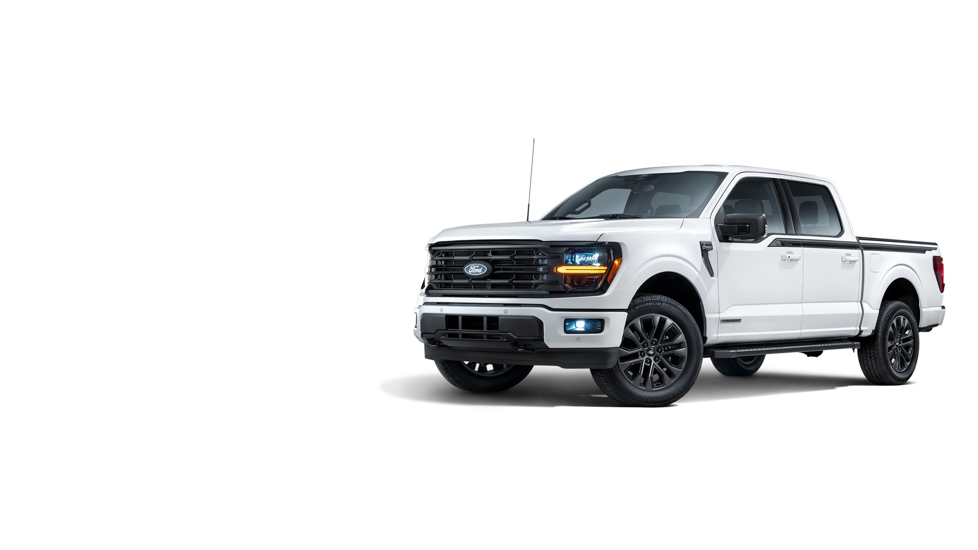 White Ford F-150® California Package with 20-inch wheels, three-quarter front view
