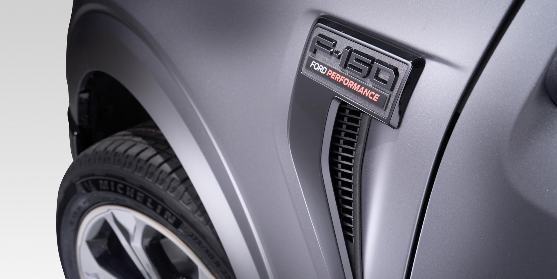 Ford Performance Fender Vent Kit