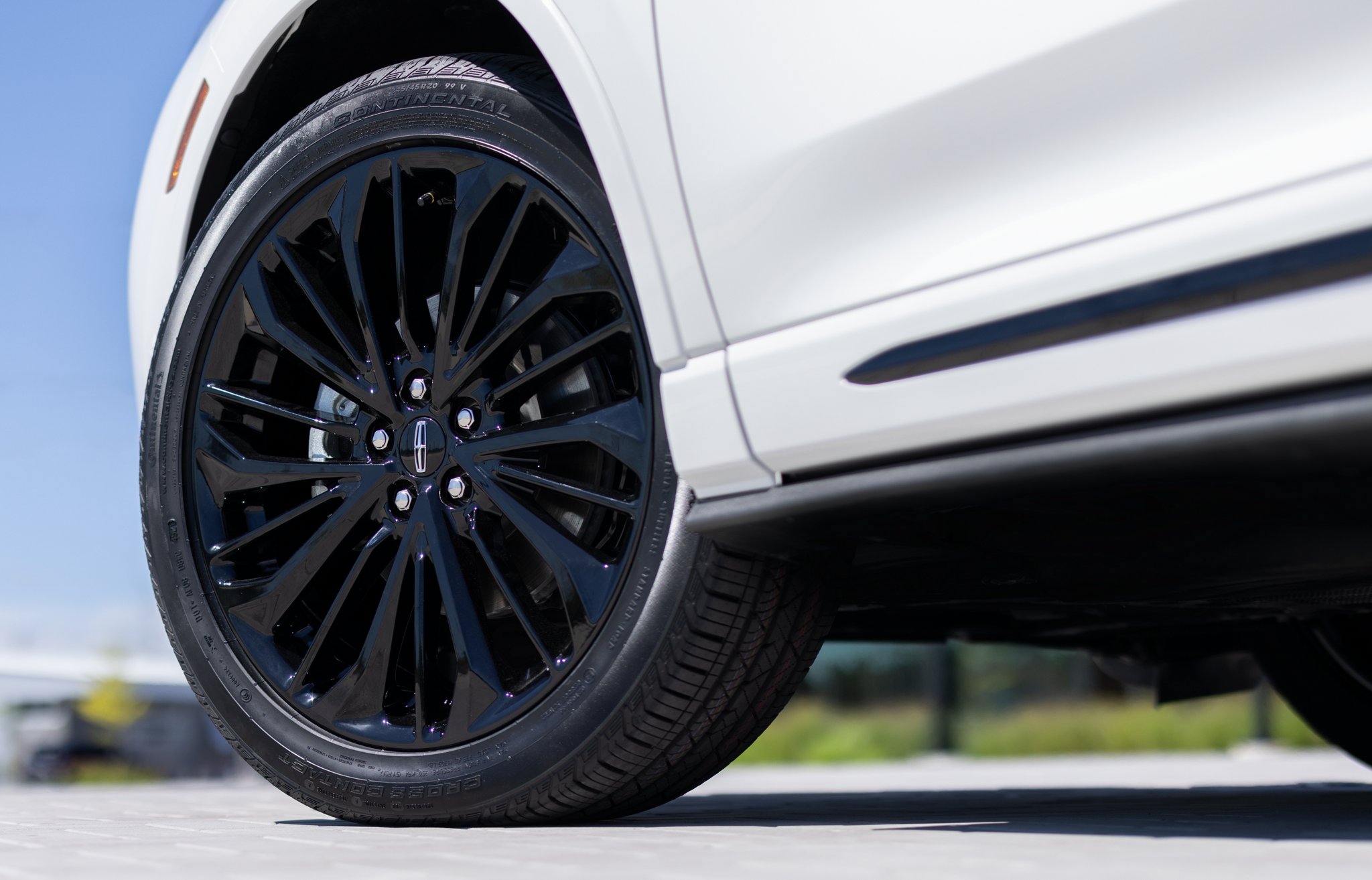 A stylish 20-inch wheel of the available Jet Appearance Package is shown