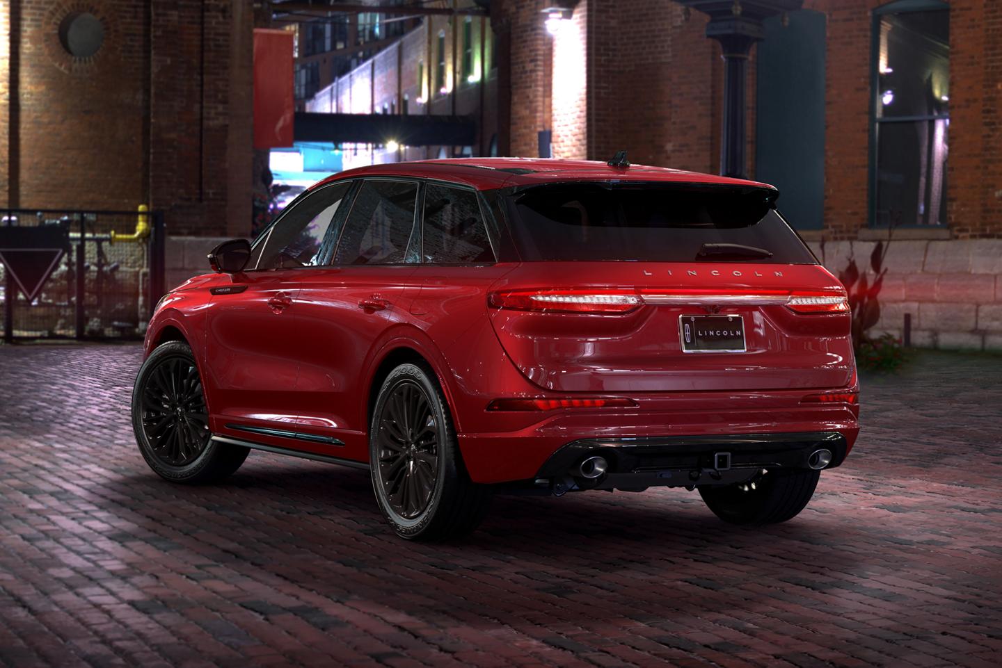 A 2025 Lincoln Corsair Premiere model is shown with the available Jet Appearance Package