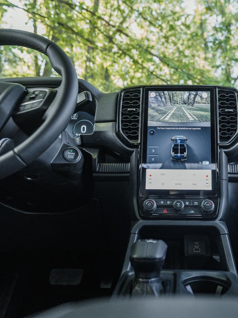 Interior de Ford Ranger Limited
