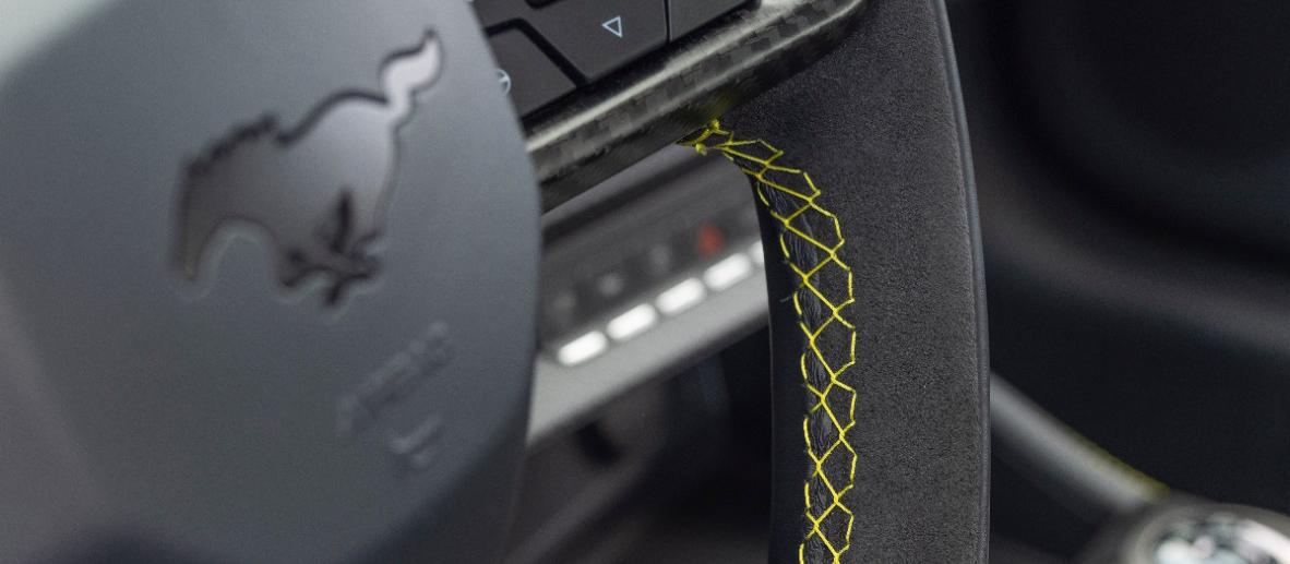Close up of the deviated stitching on the steering wheel