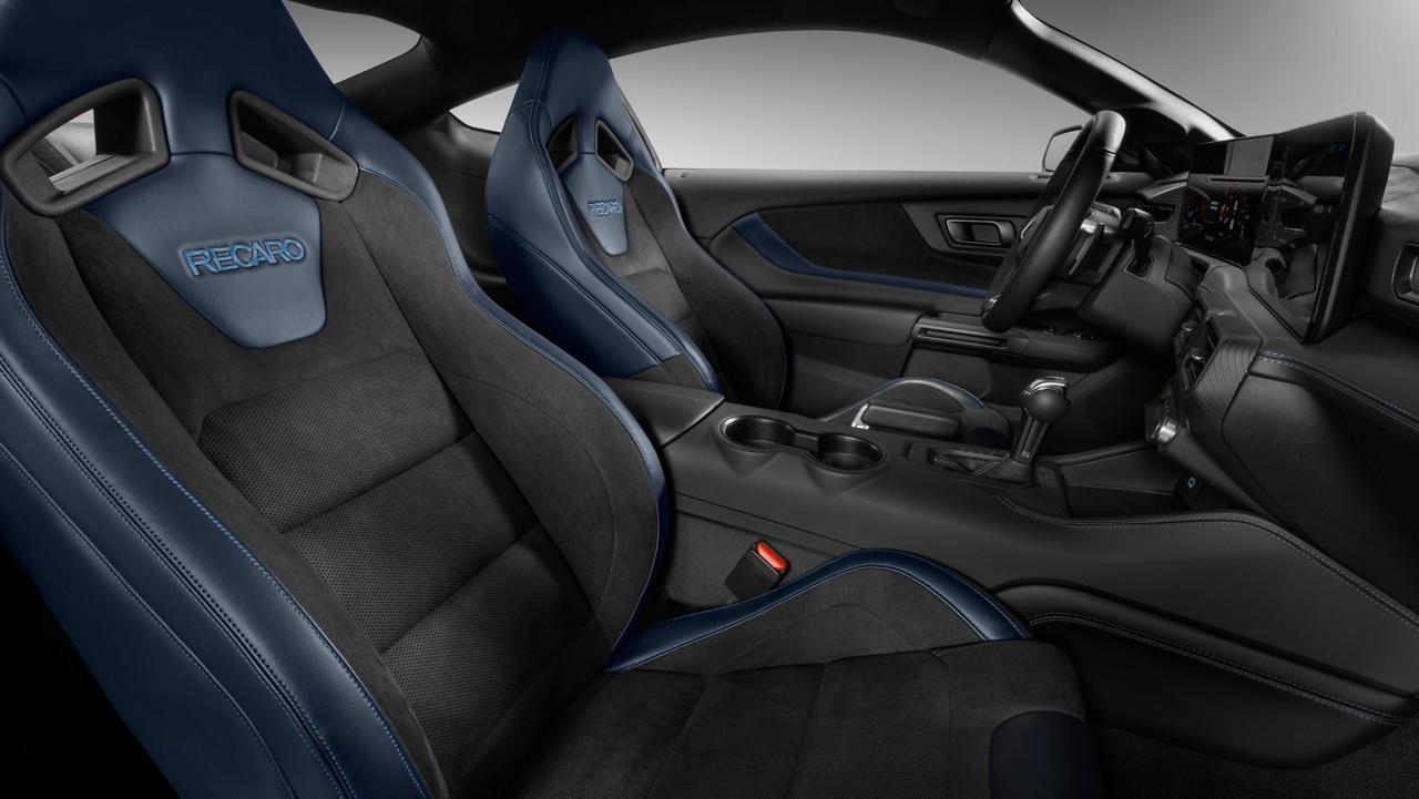 Asientos delanteros climatizados de Ford Mustang