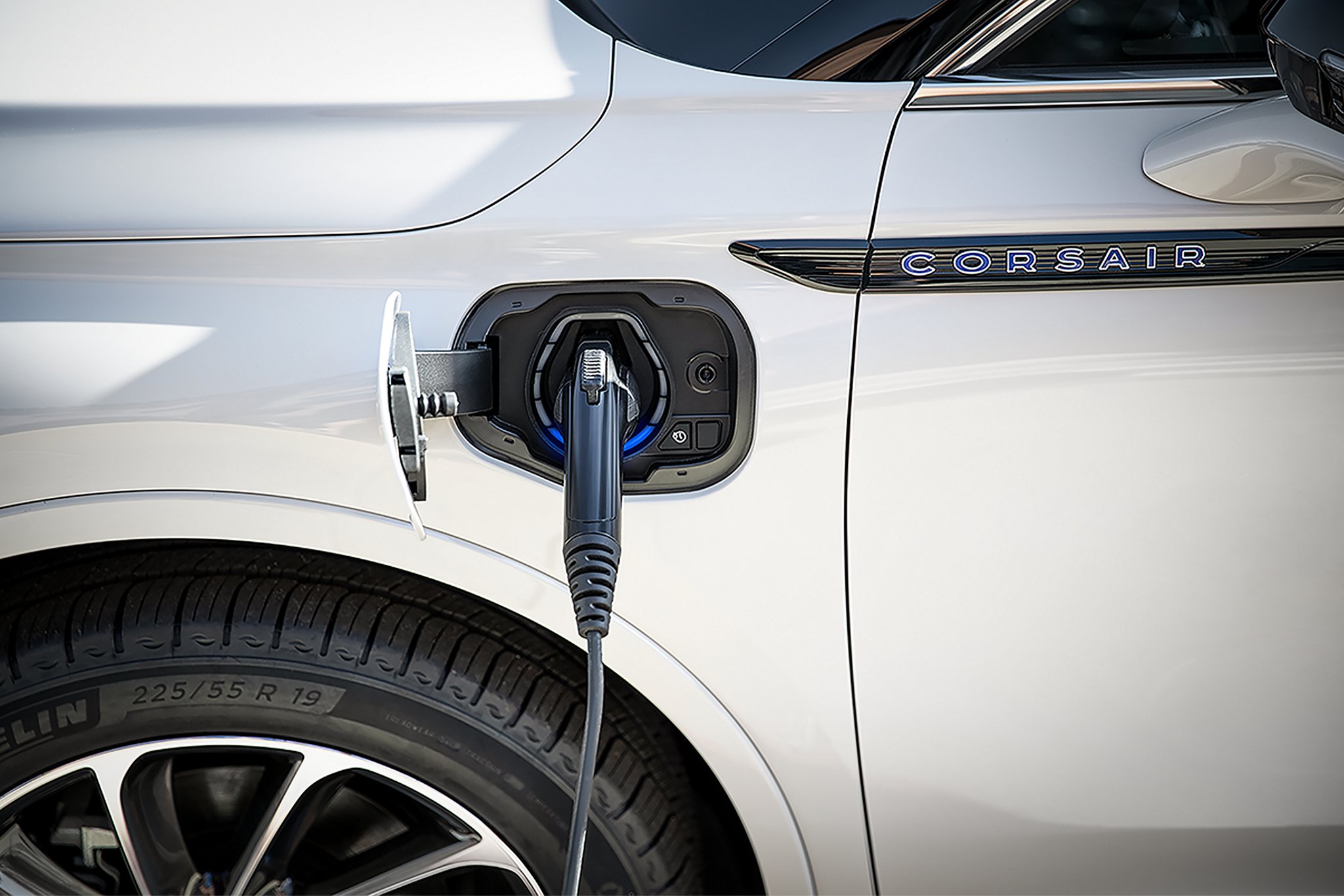 A 2026 Lincoln Corsair Grand Touring model is being charged with a Lincoln Mobile Charging Cord