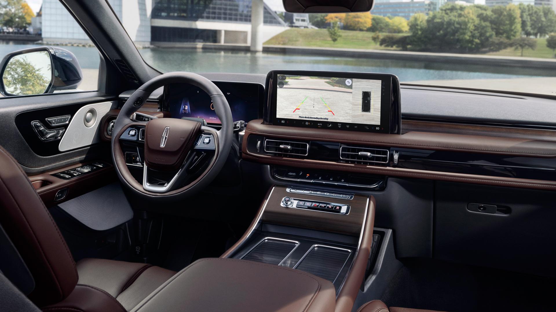 The Invitation interior theme inside a 2025 Lincoln Black Label™ Aviator® SUV