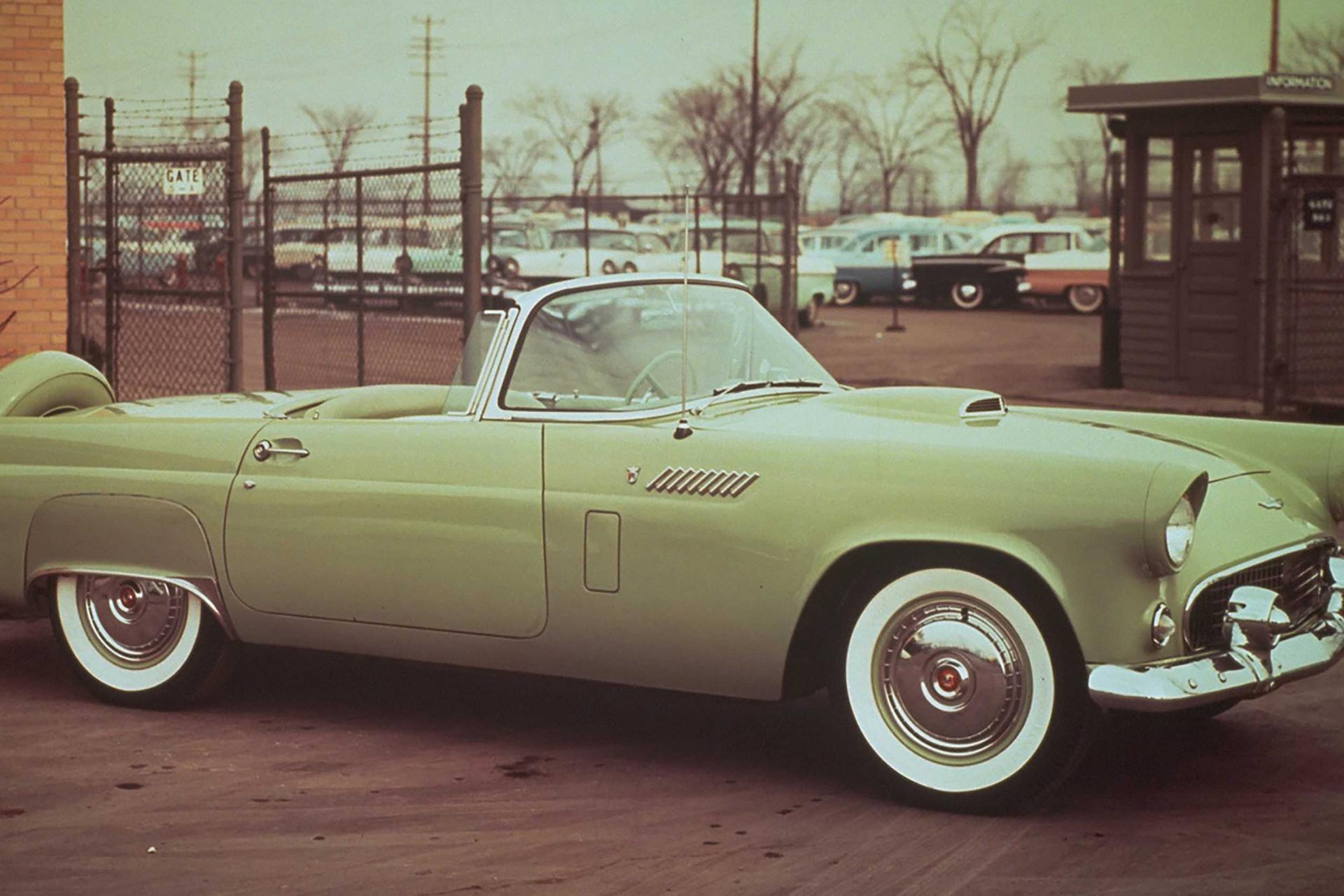 Ford Thunderbird car 1955 model
