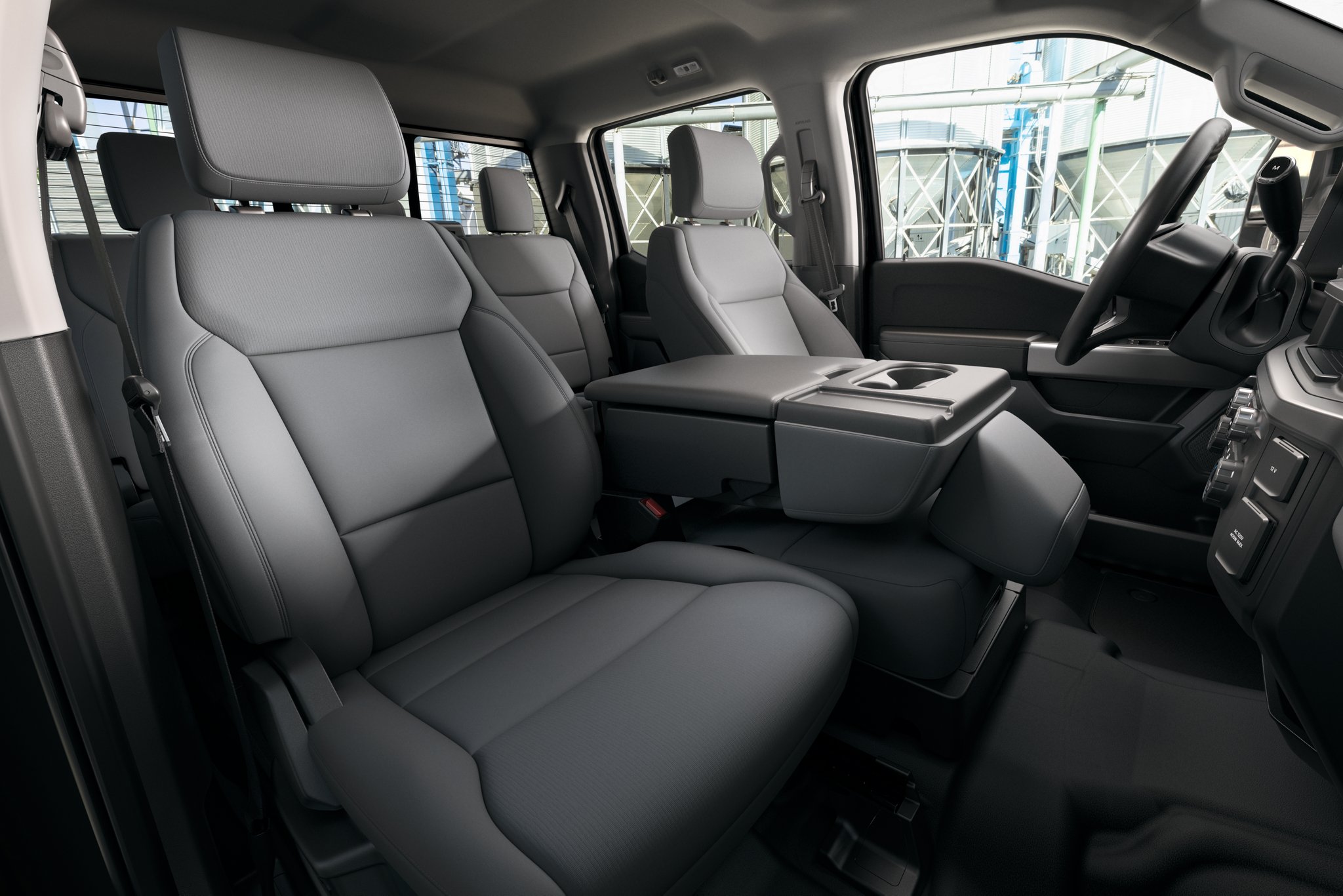 Interior of a 2025 Ford Super Duty® LARIAT pickup