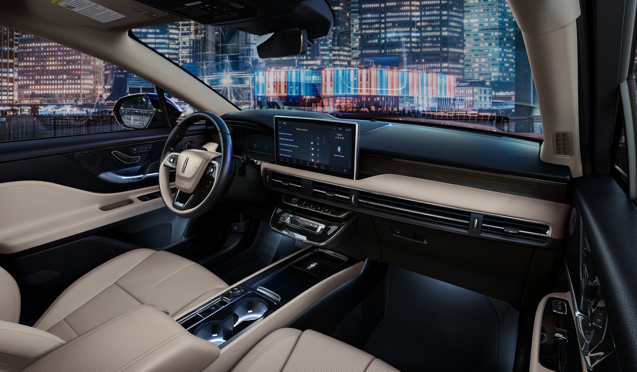 The center touchscreen of a 2025 Lincoln Corsair® SUV displays Auto Air Refresh settings
