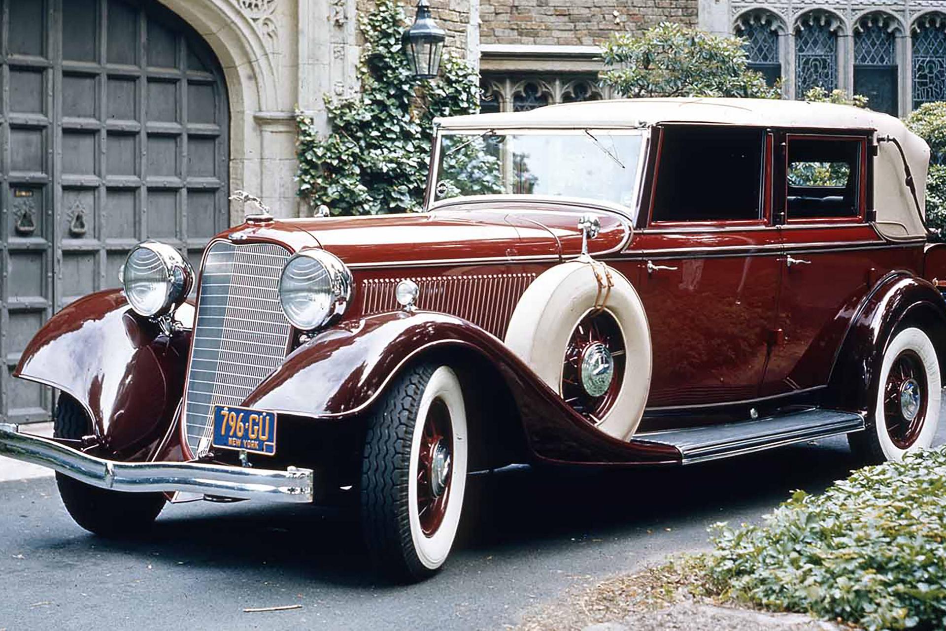 A 1933 Lincoln KB