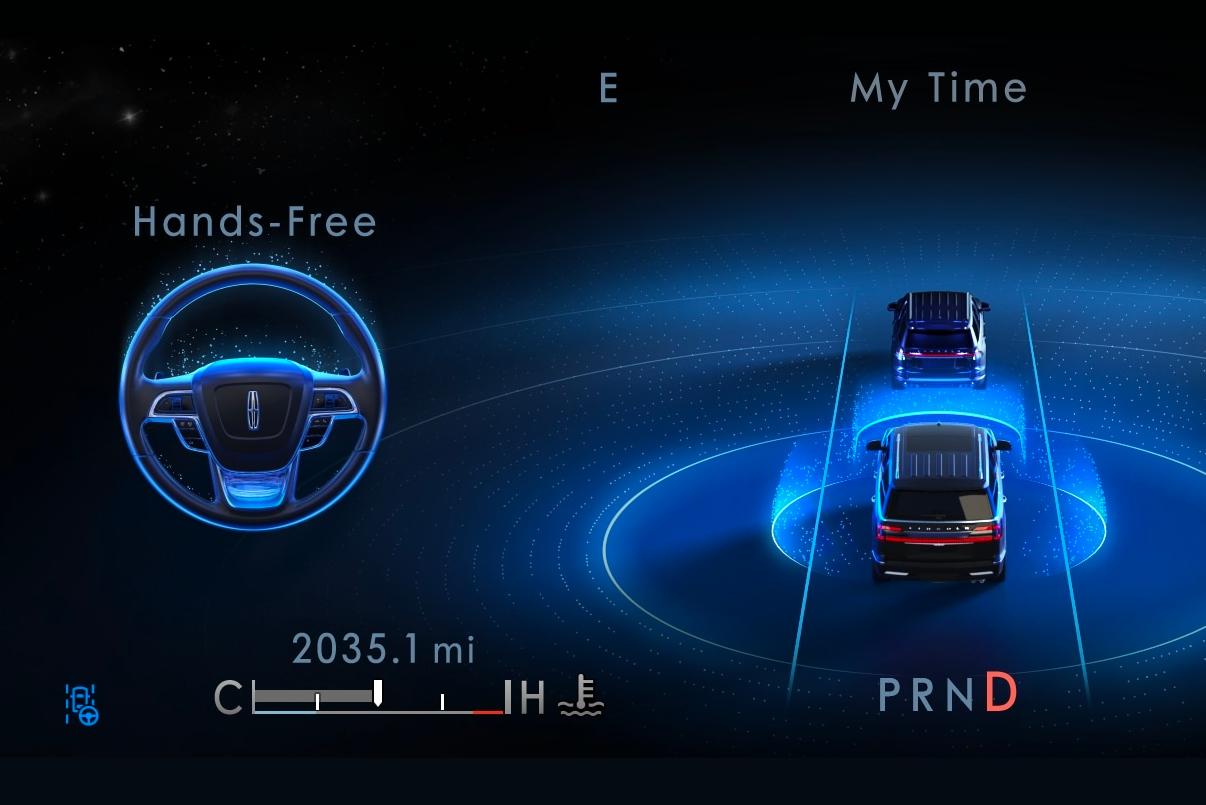 The center-stack display imagery showing Lincoln BlueCruise is enabled.