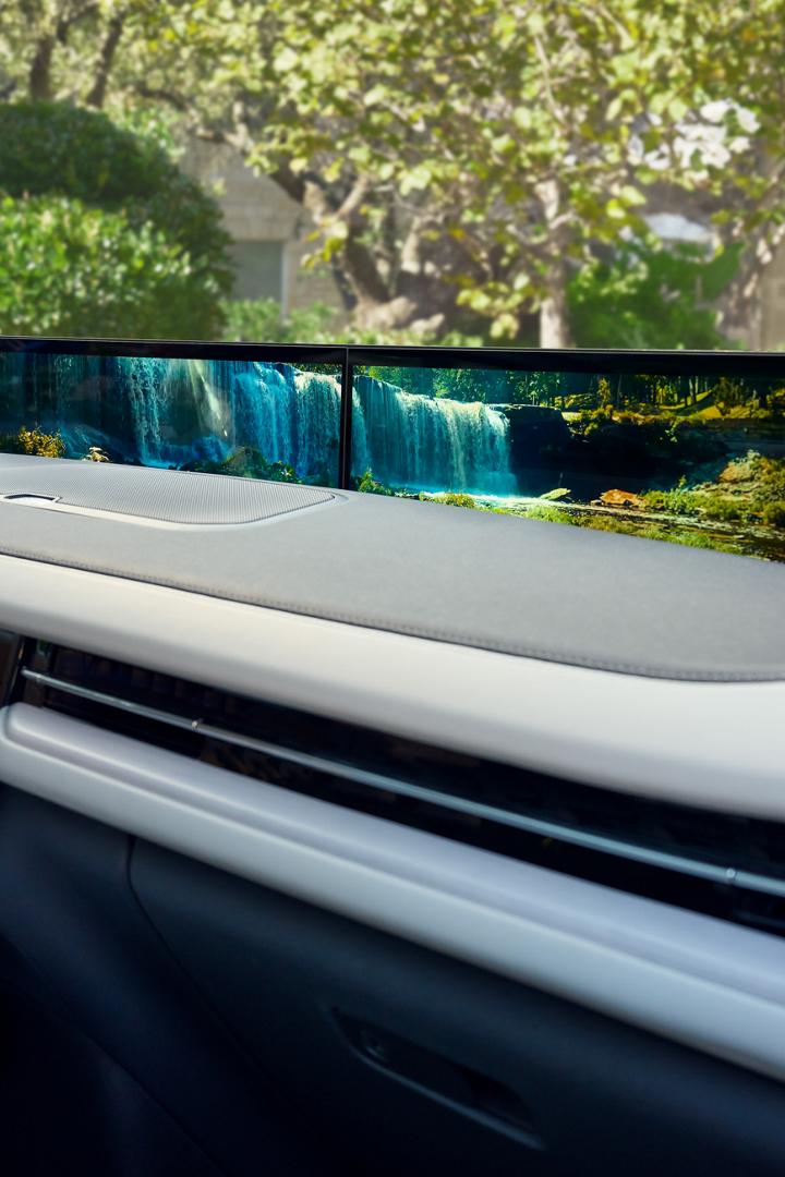 Lincoln Rejuvenate shown on the panoramic display of the 2025 Lincoln Navigator