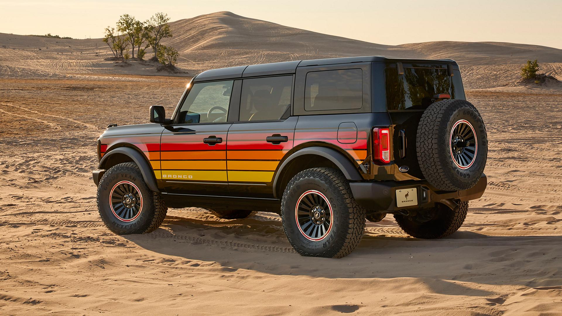 A 2026 Ford Bronco® SUV with the available Free Wheeling™ Appearance Package parked on a sandy beach