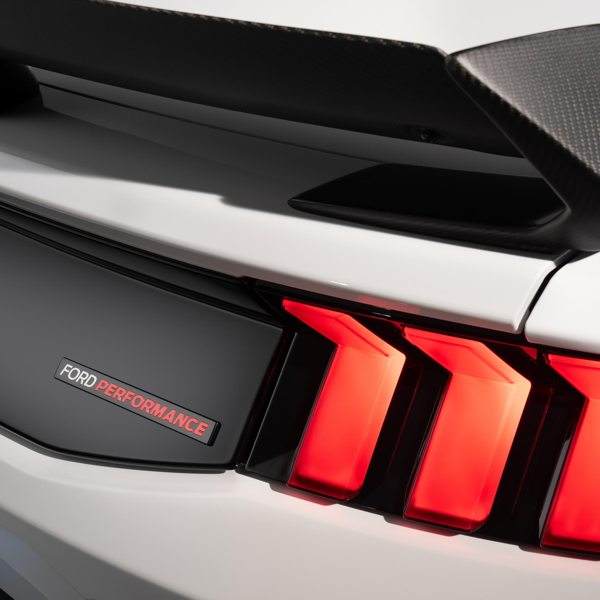 Detail of the Mustang rear taillight and gloss black rear fascia