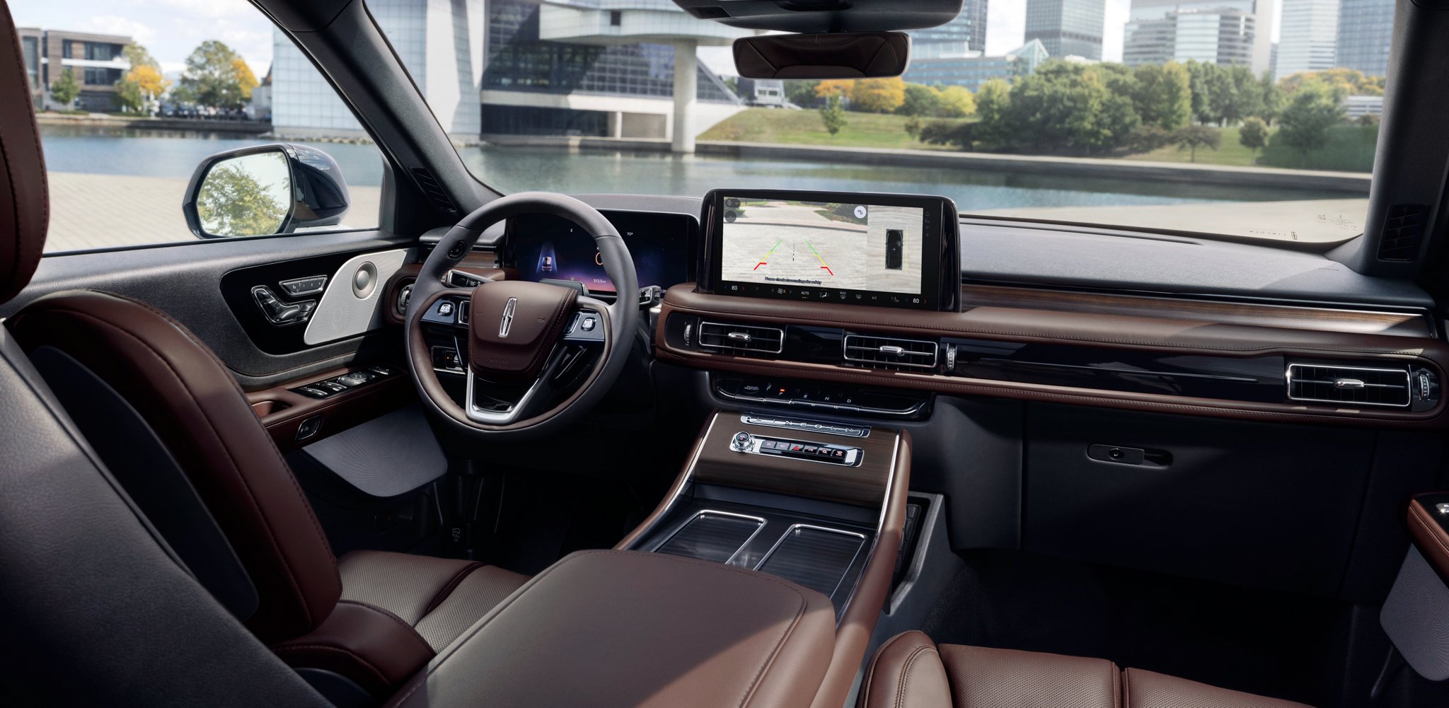 L'intérieur d'un Lincoln Aviator 2025