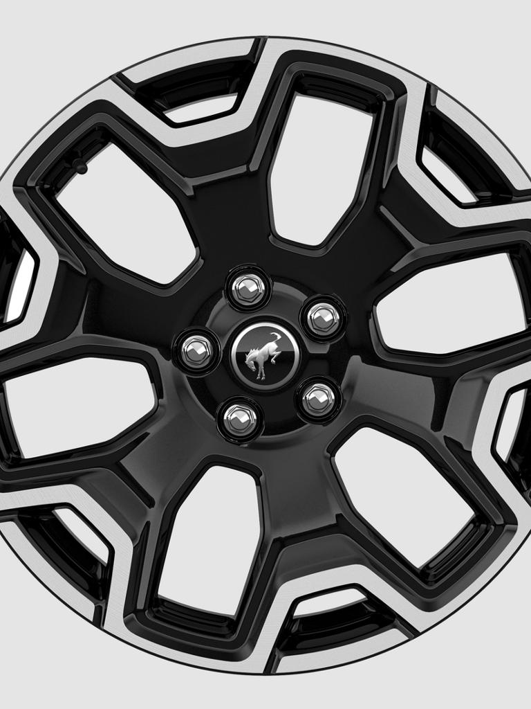 18" Machine-Faced Aluminum Wheels shown on a white background