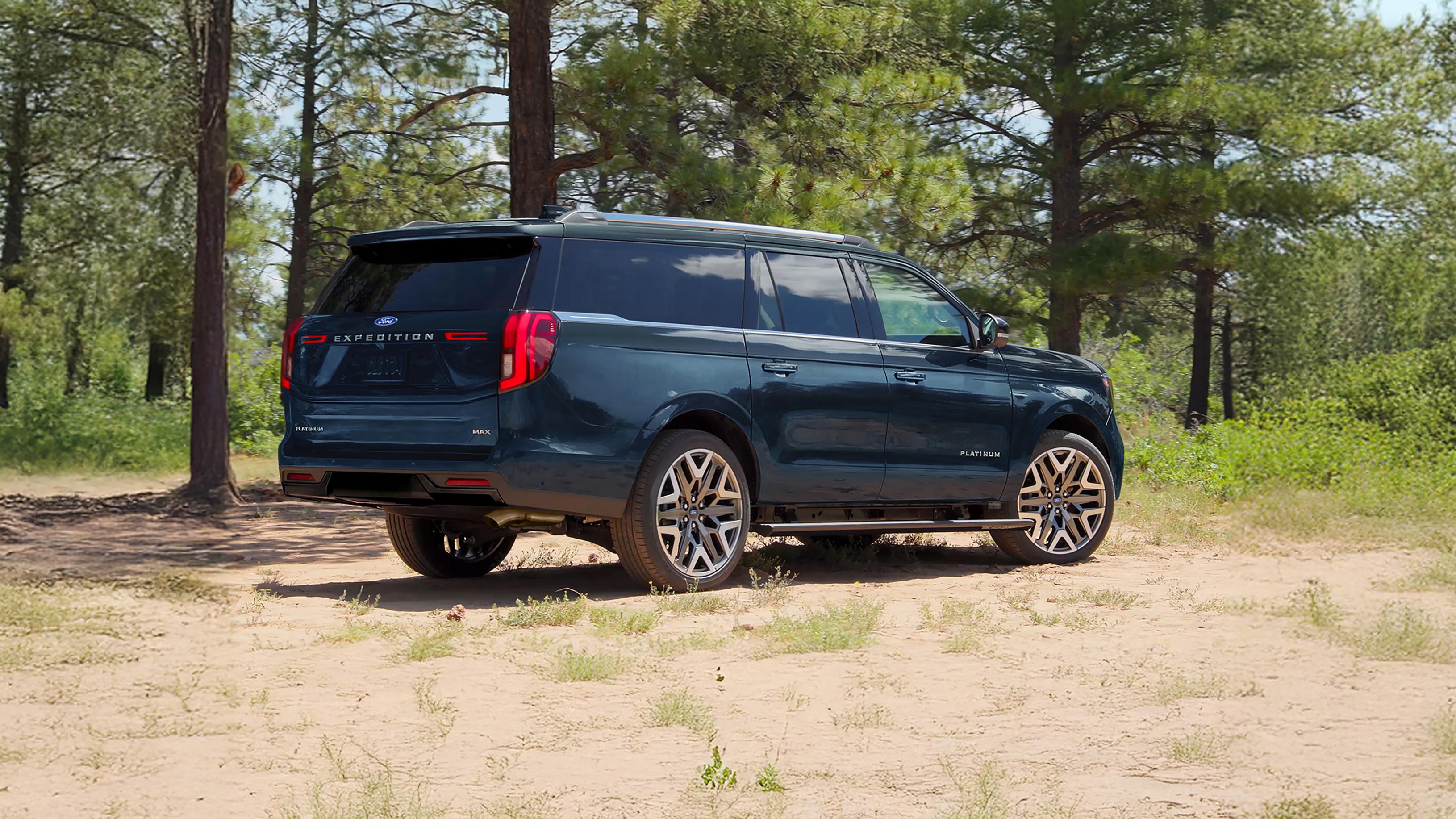 Parked 2027 Ford Expedition® King Ranch® SUV with power deployable running boards