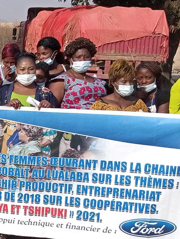 Women miners attending building sessions