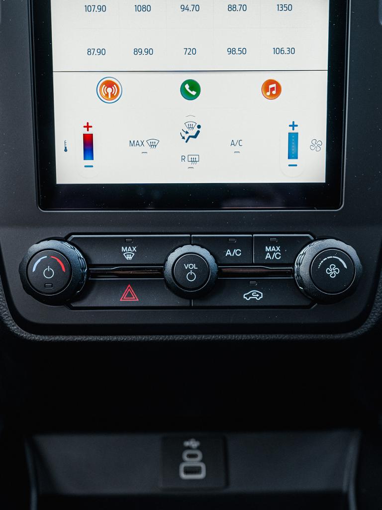 Pantalla de Ford Ranger XL 4x2