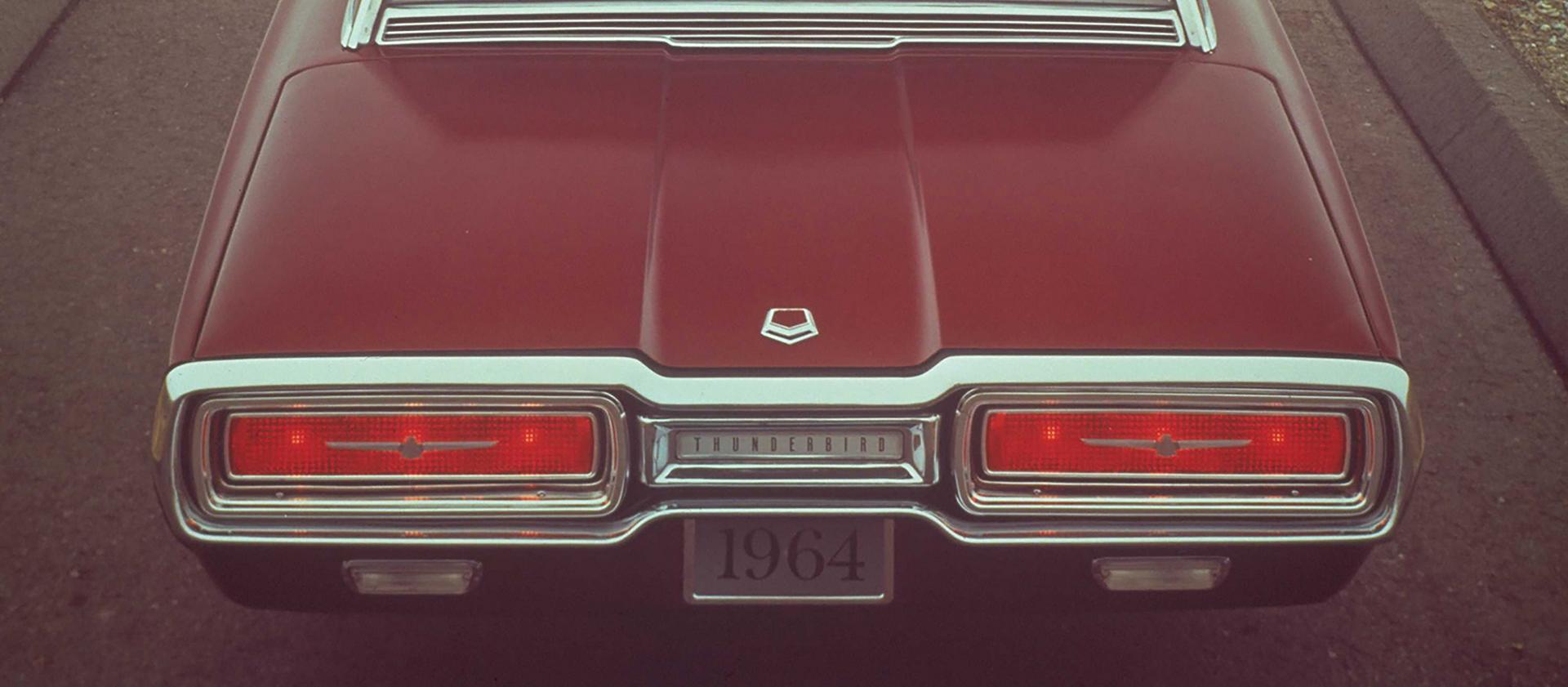 Back picuture of Ford thunderbird car