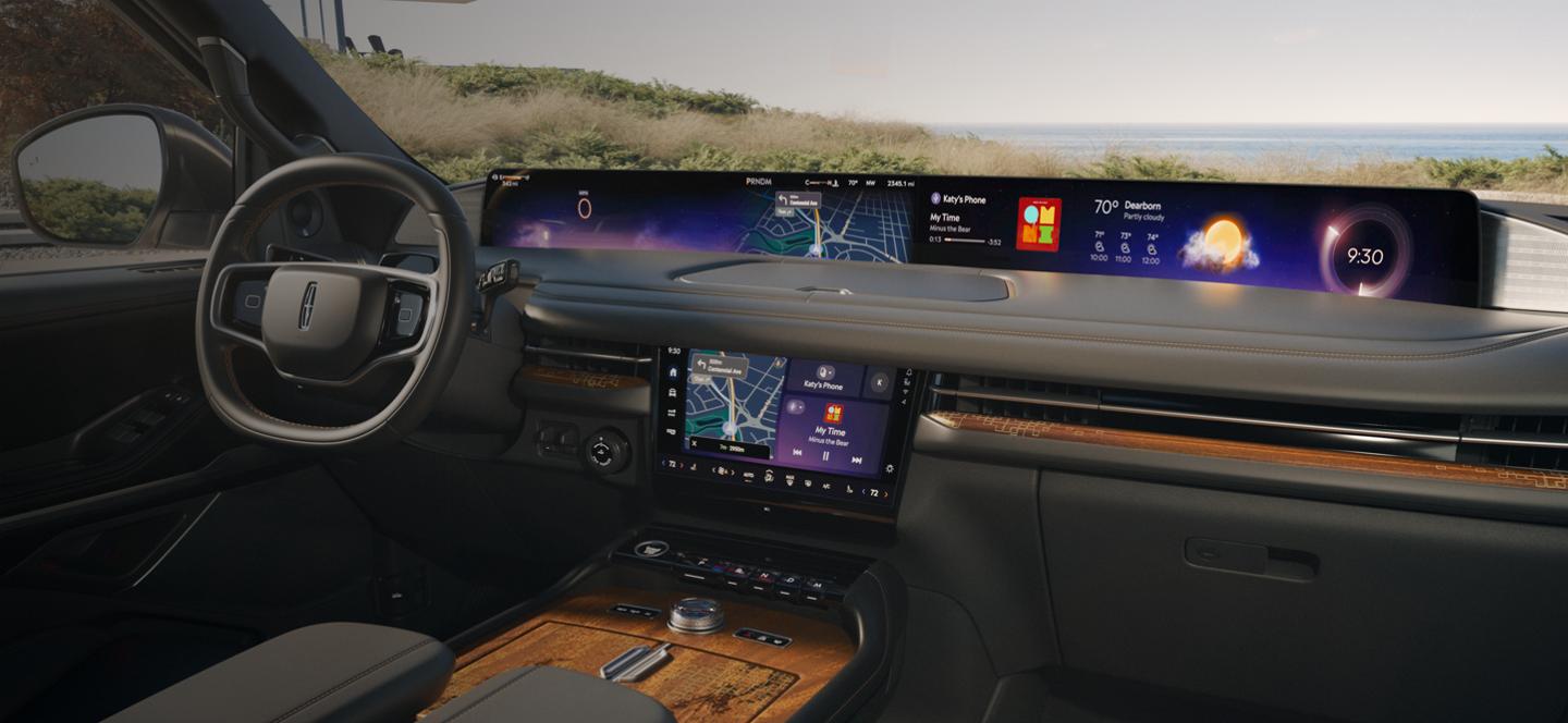 The interior of a 2025 Lincoln Black Label Navigator® SUV with the Invitation theme